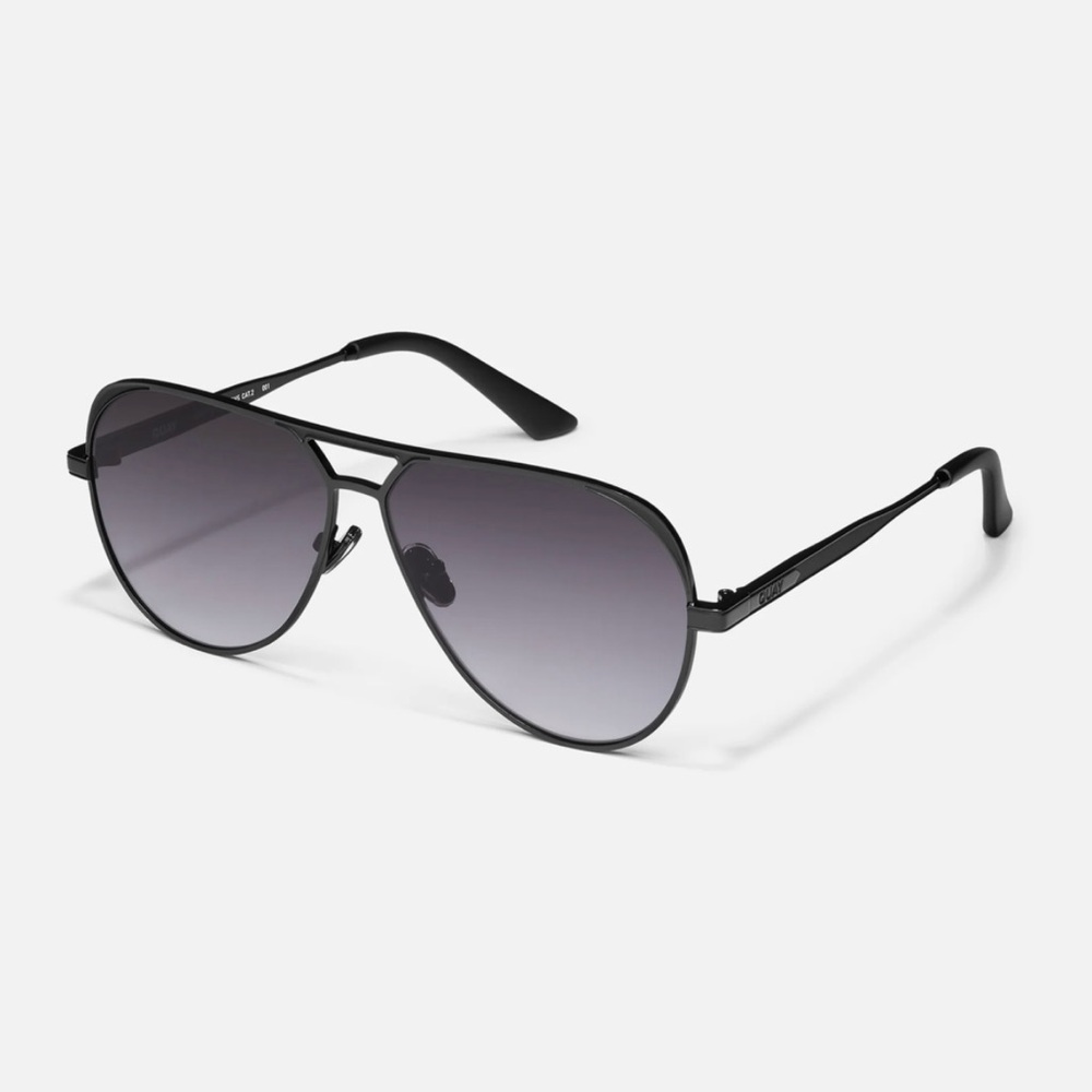Quay open tab sunglasses